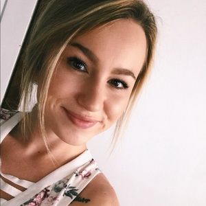 Meet your Posher, Katlyn